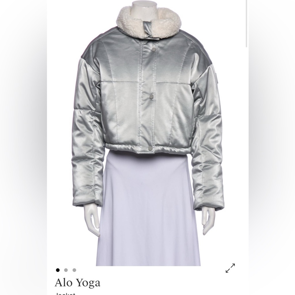 ALO Yoga Silver Puffer Jacket with Cream Collar